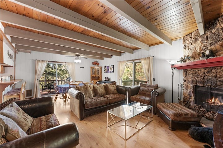 5 Mi To Lake Arrowhead Village: Cabin W/ Game Room - Lake Arrowhead, CA