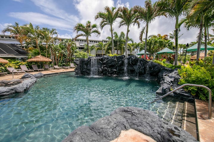 Ocean Views! Tropical Pool, Pickelball, Playground - Kauai, HI
