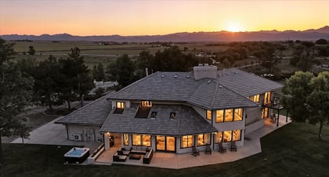 Exclusive Luxury Estate | River Front | Sleeps 16
