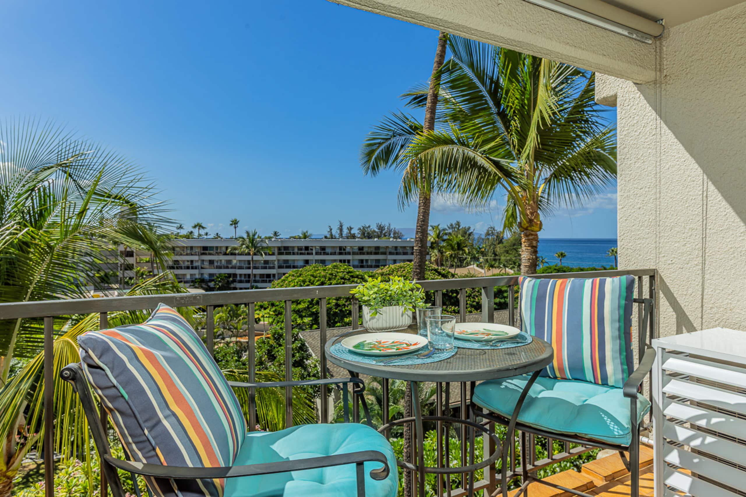 Condo in Kihei · ★5.0 · 1 bedroom · 2 beds · 1 bath - Image 2