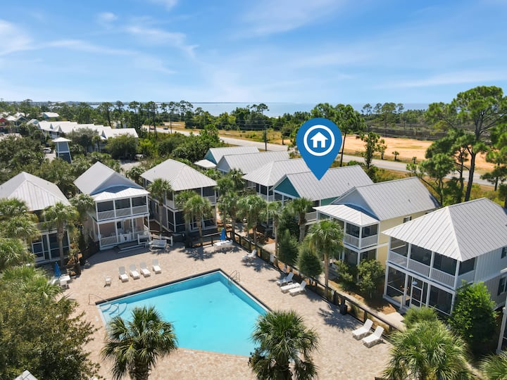 Barefoot Bliss, Pool Front Cottage W/3 Pools! - Port St. Joe, FL