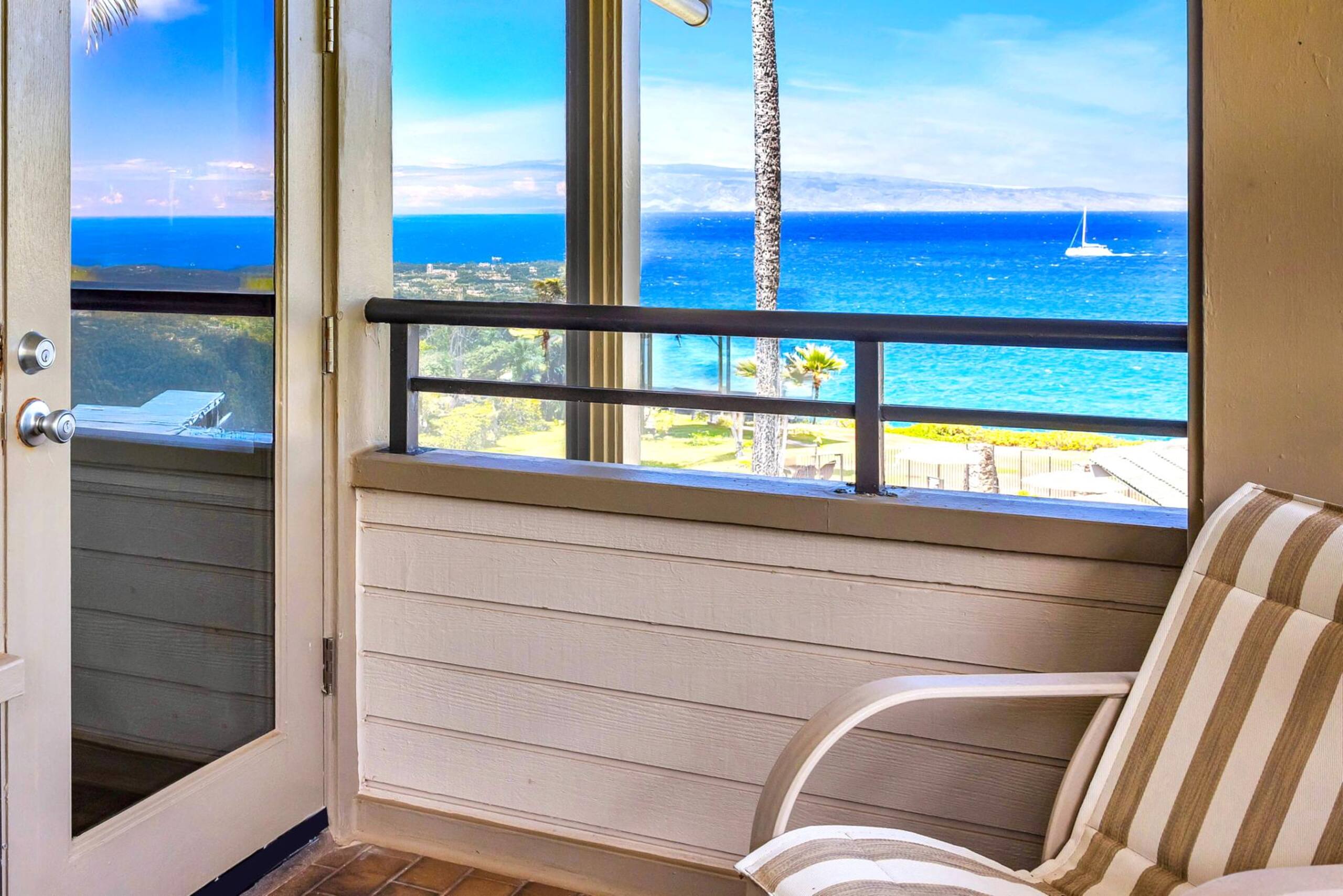 Condo in Lahaina · ★5.0 · 1 bedroom · 2 beds · 2 baths - Image 28