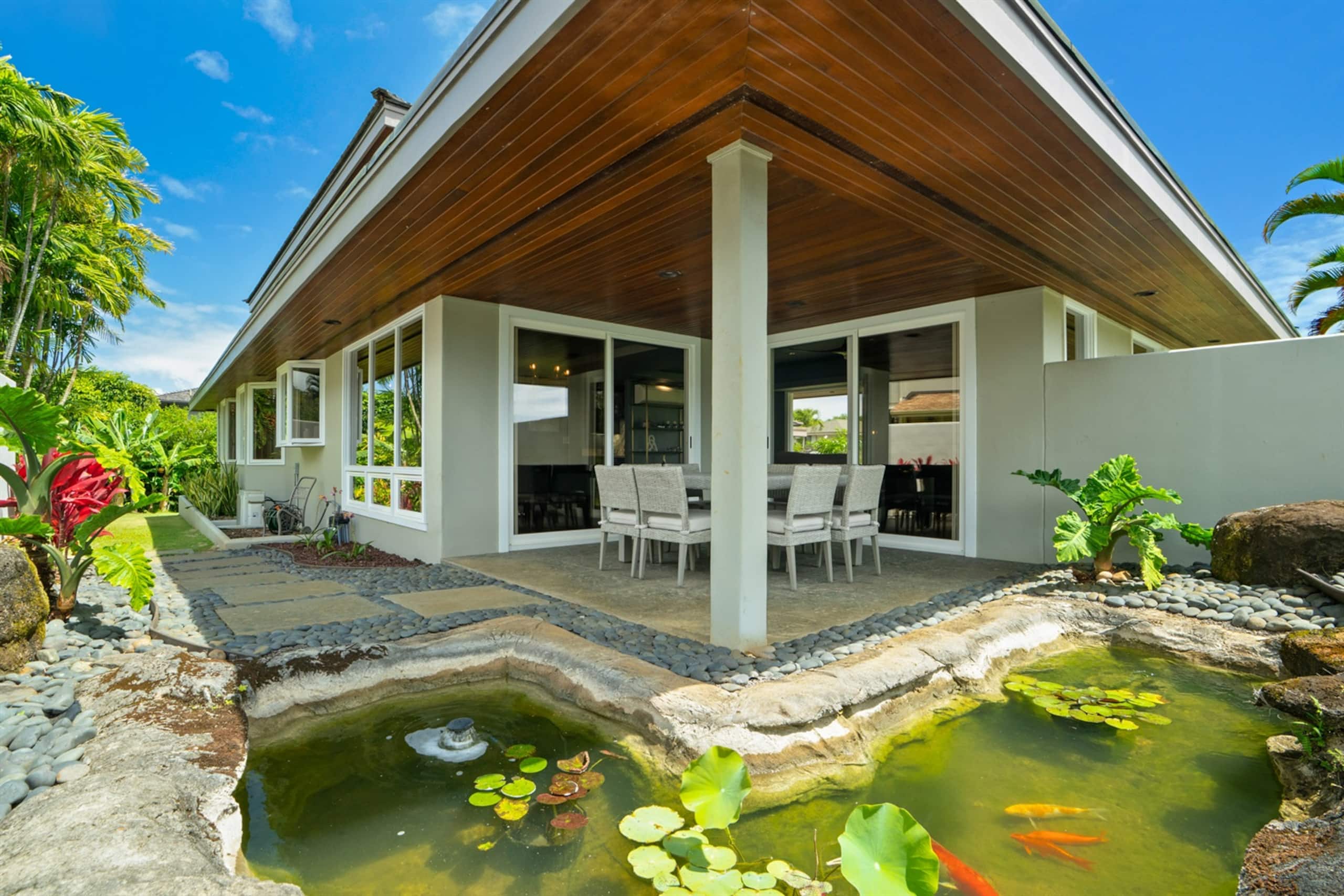 Home in Princeville · ★5.0 · 3 bedrooms · 5 beds · 2.5 private baths - Image 21