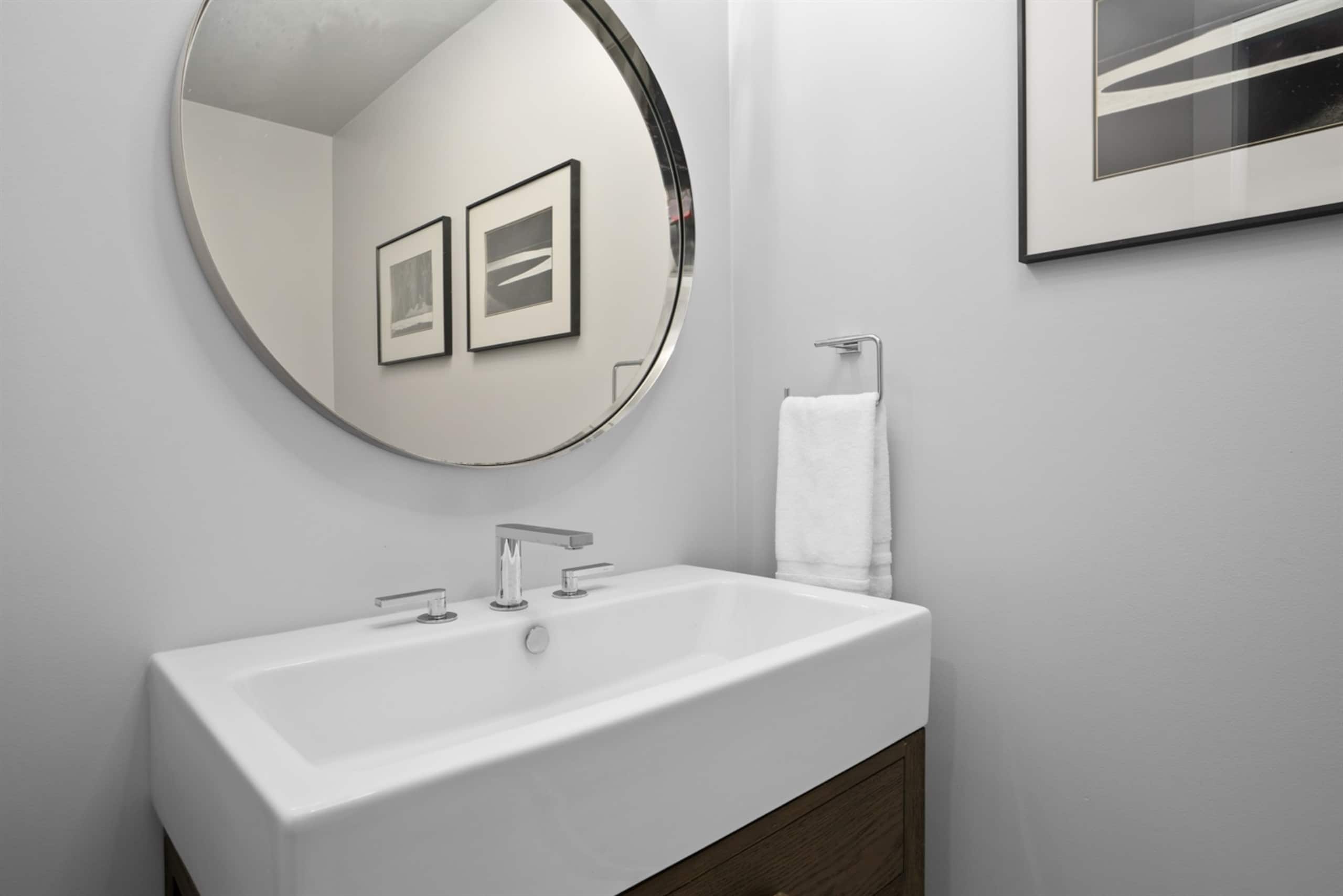 Home in Princeville · ★5.0 · 3 bedrooms · 5 beds · 2.5 private baths - Image 19