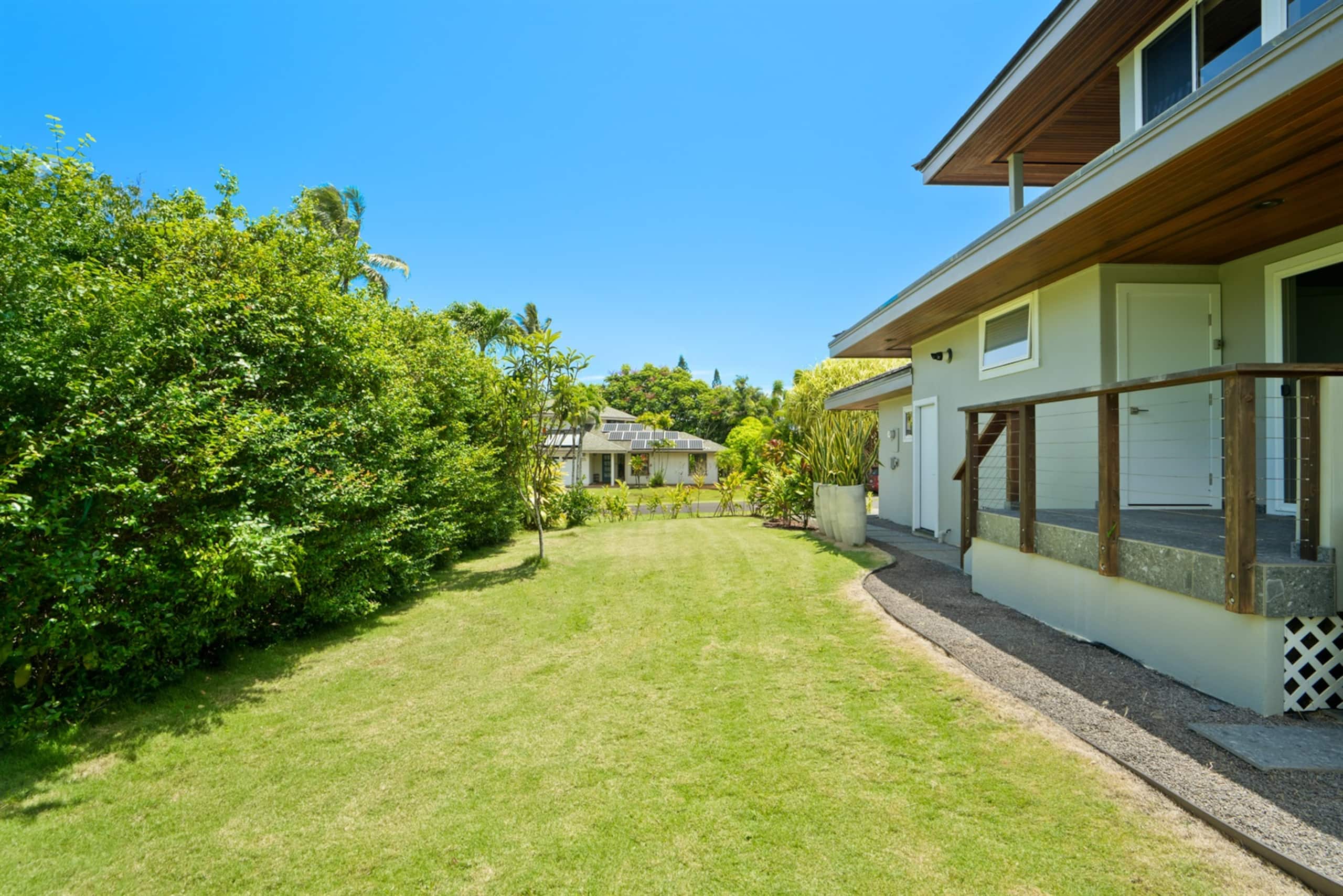 Home in Princeville · ★5.0 · 3 bedrooms · 5 beds · 2.5 private baths - Image 37