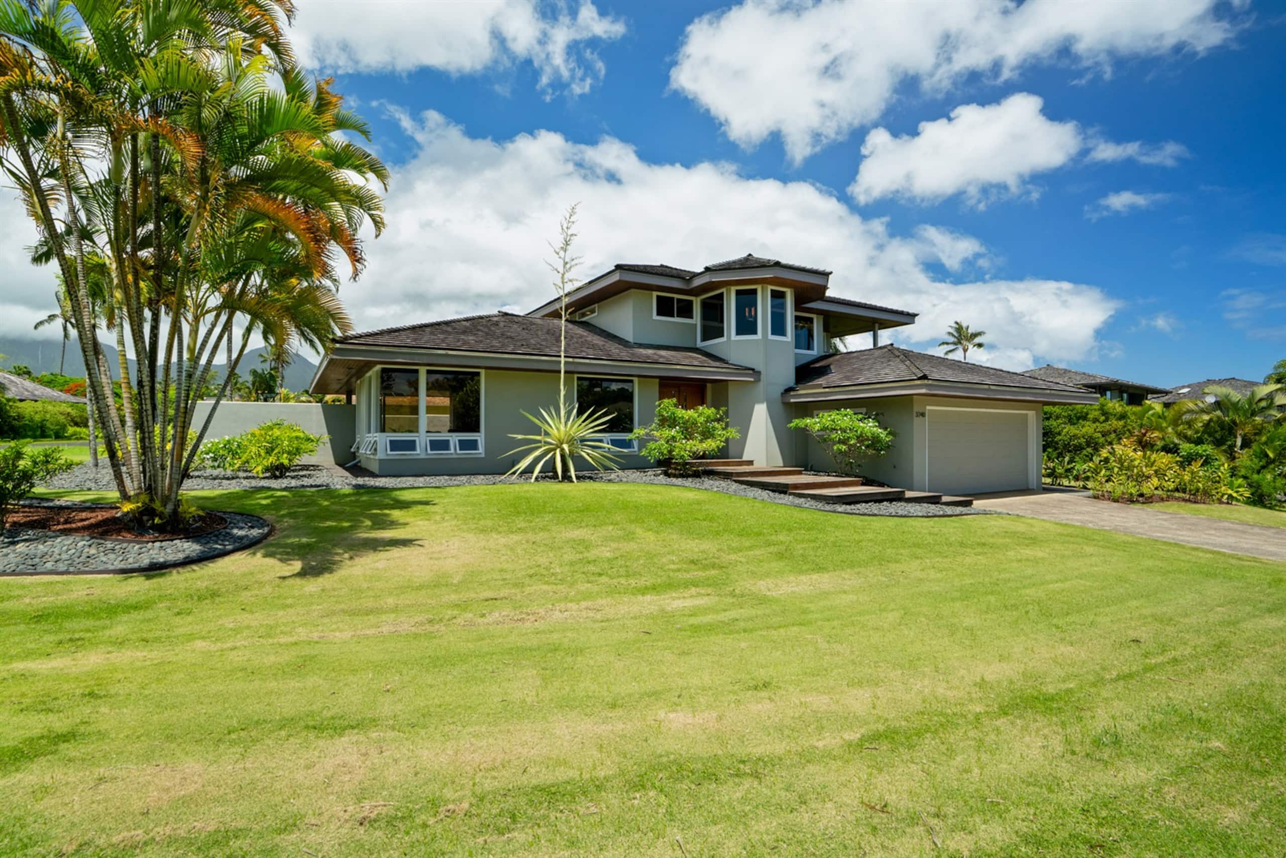 Home in Princeville · ★5.0 · 3 bedrooms · 5 beds · 2.5 private baths - Image 31