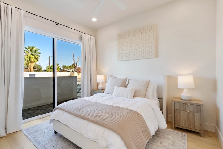 Bedroom 4 (Main Level)- Queen Bed and Patio