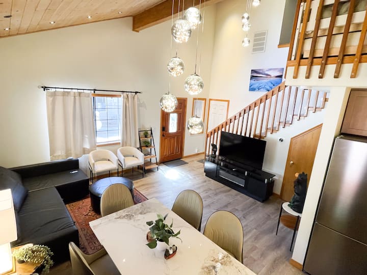 Open concept with gorgeous chandeliers!