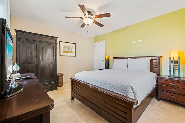 Спалната соба 2 има брачен кревет (брачен кревет)