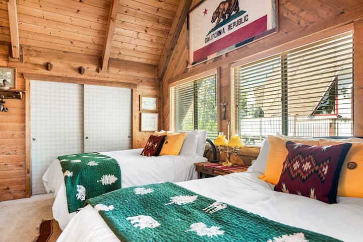 El dormitorio 3 cuenta con 2 camas queen.