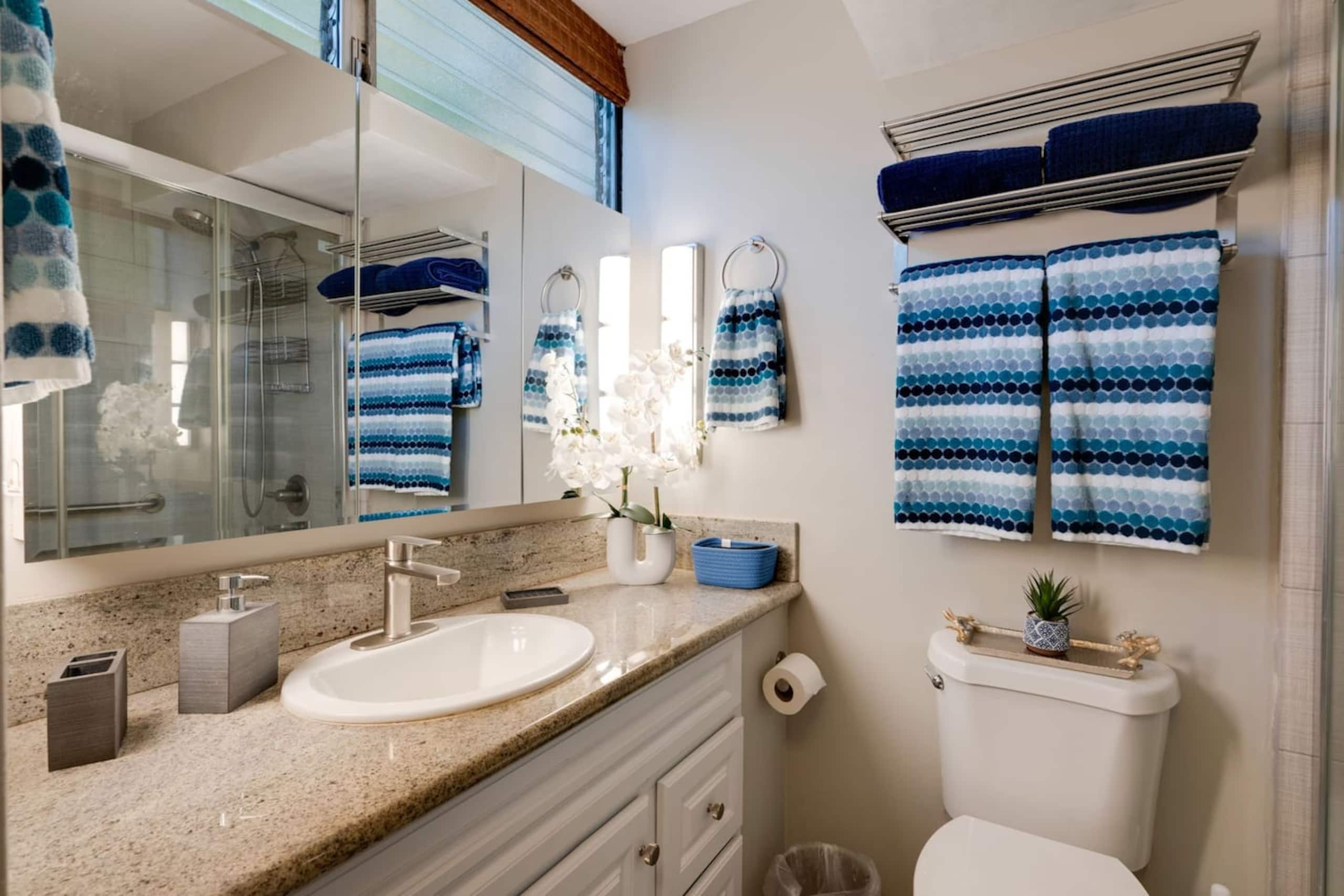 Condo in Kihei · ★5.0 · 2 bedrooms · 2 beds · 2 baths - Image 16