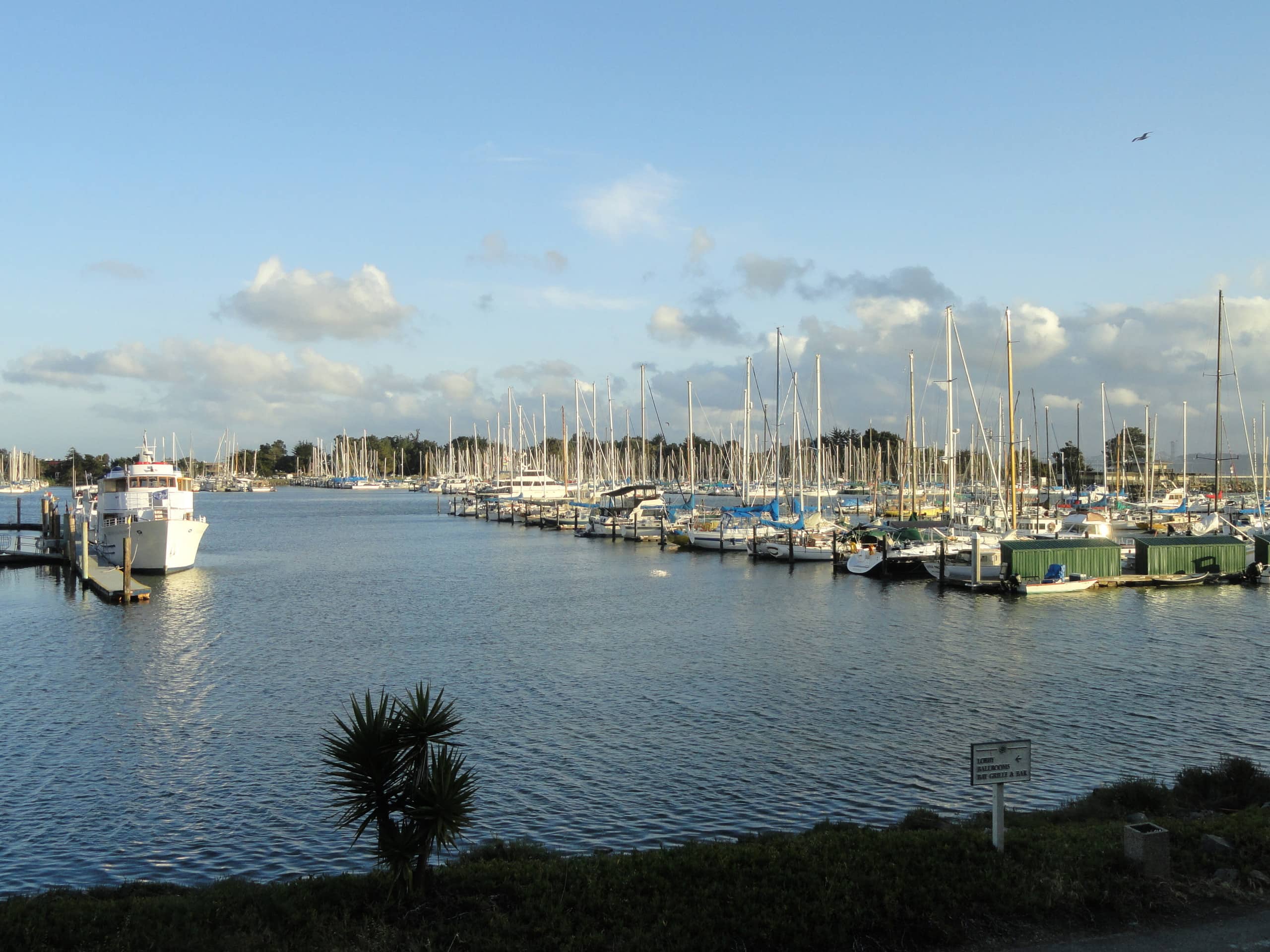 Marina & Bay Views, 2 Hotel Rooms, Pool - Photo 35