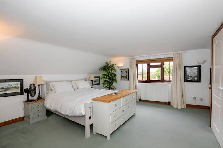 Old Manse - Final Low Res-22