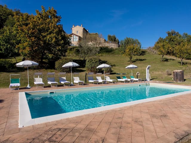 Listing in Assisi