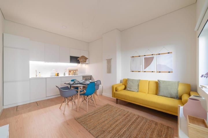 Stylish 1br Apartment In Campo De Ourique W/ Ac - Amadora