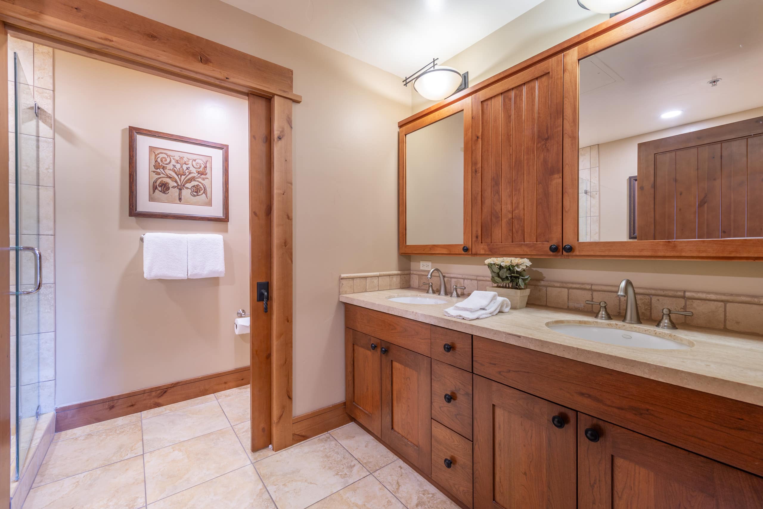 Top-Floor Luxury Condo, Village at Northstar - Photo 13
