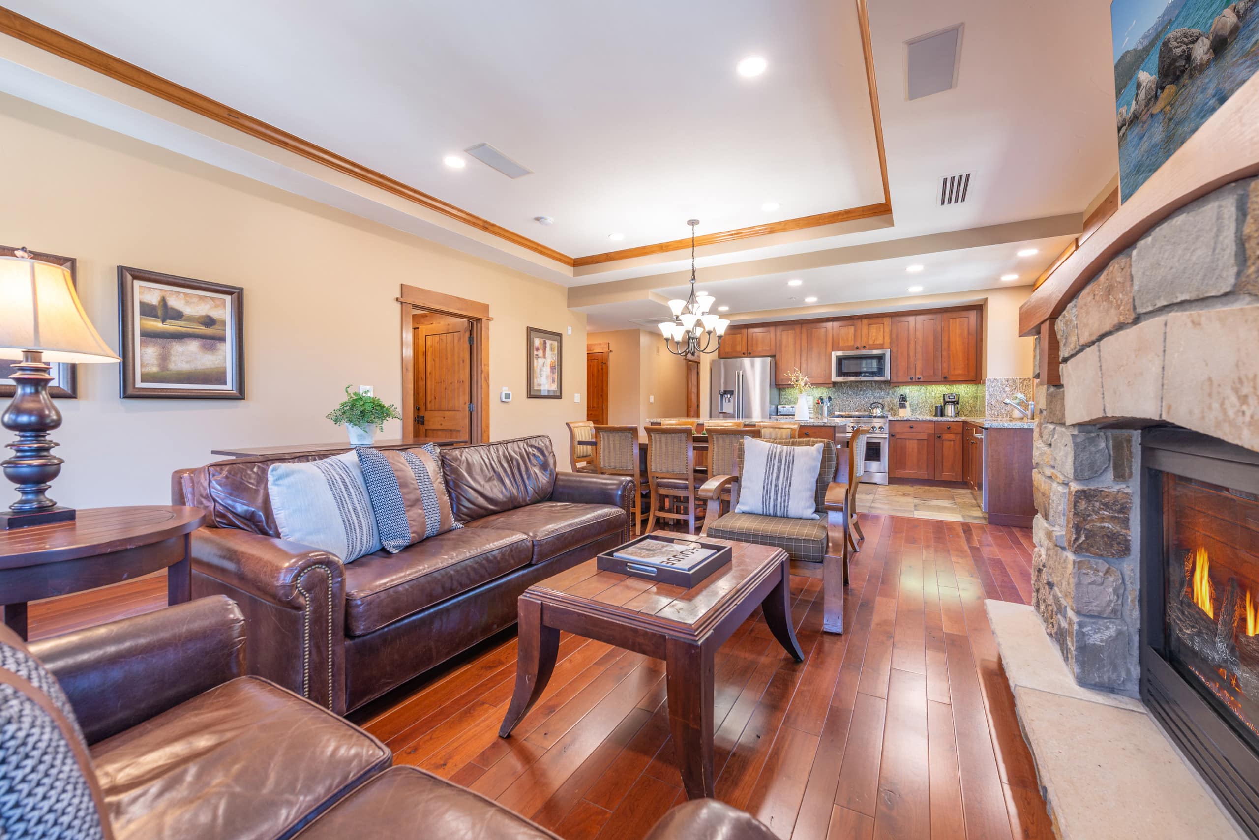 Top-Floor Luxury Condo, Village at Northstar - Photo 7