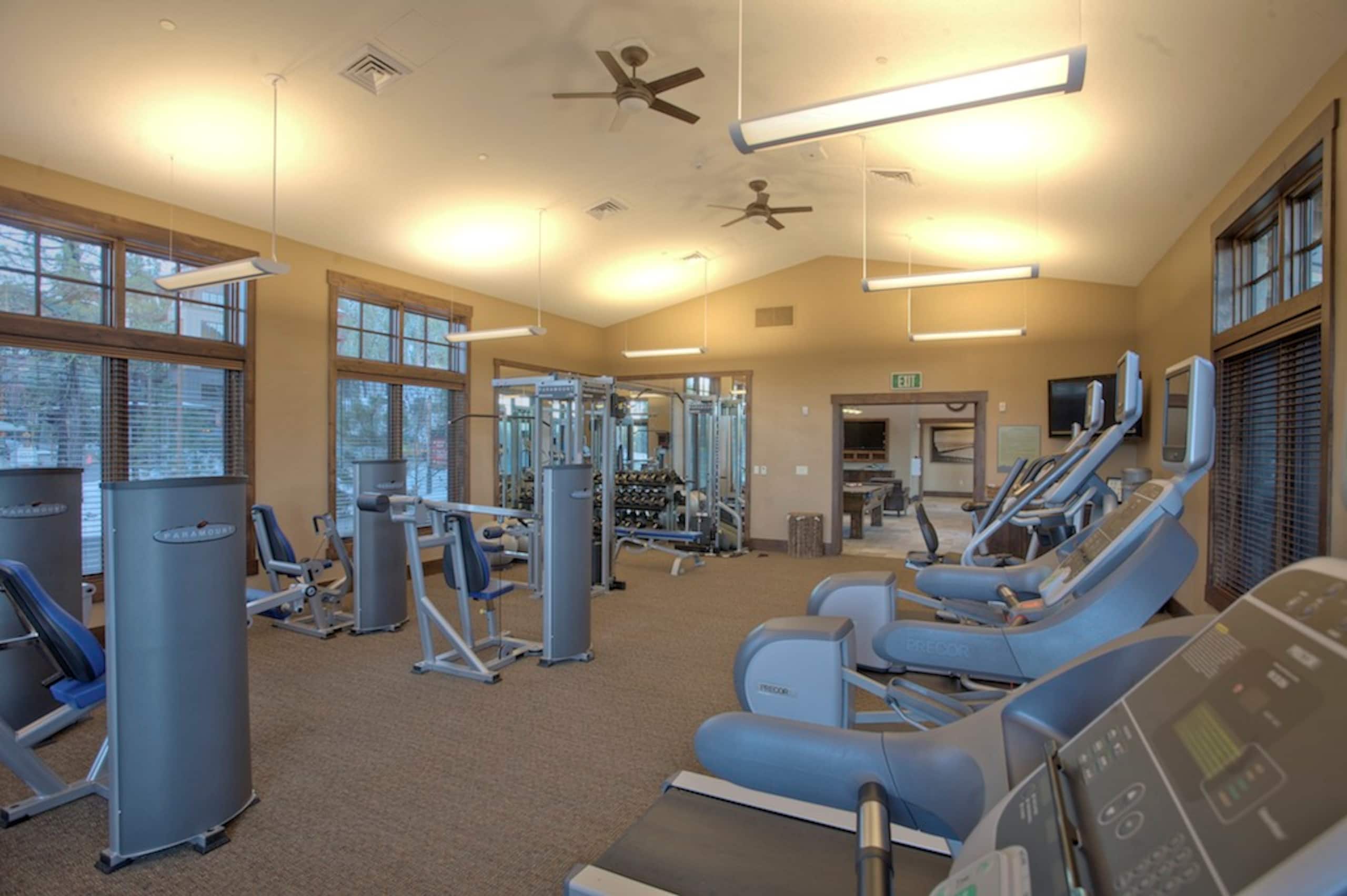 Top-Floor Luxury Condo, Village at Northstar - Photo 38