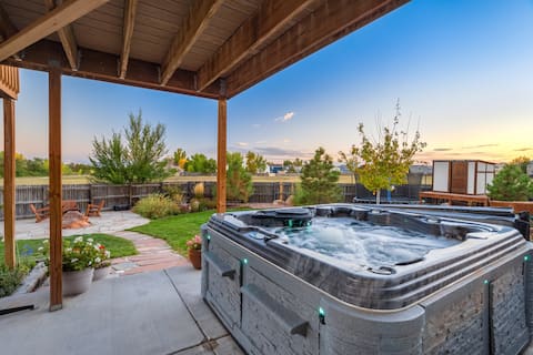 The Great Escape | 6BR • Gym • Hot Tub • Pets OK!
