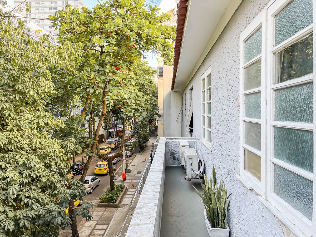 Hostel Leblon - private double suite in Rio de Janeiro, Rio de Janeiro,  Brazil - Airbnb
