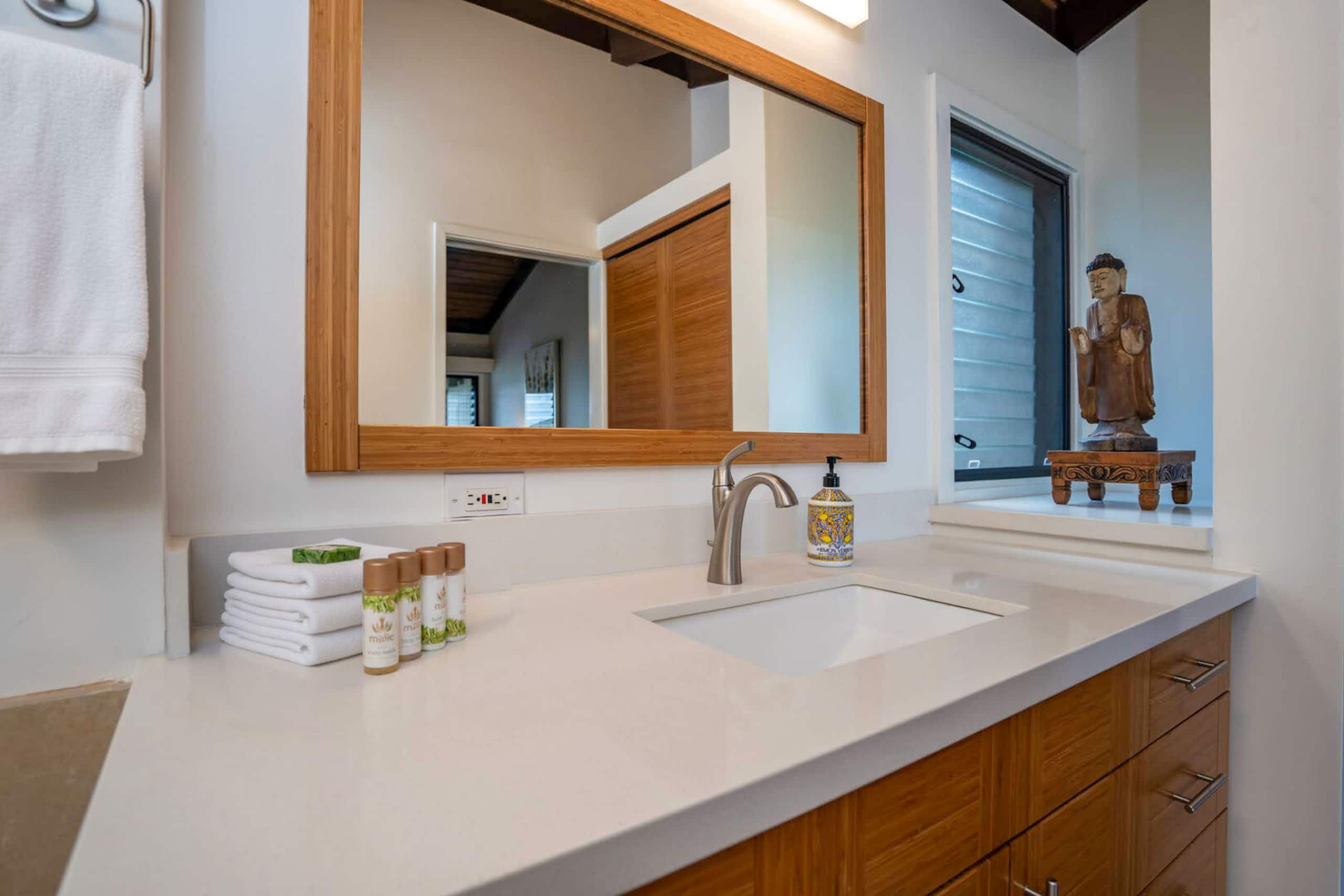 Condo in Kihei · ★5.0 · 1 bedroom · 2 beds · 2 baths - Image 17