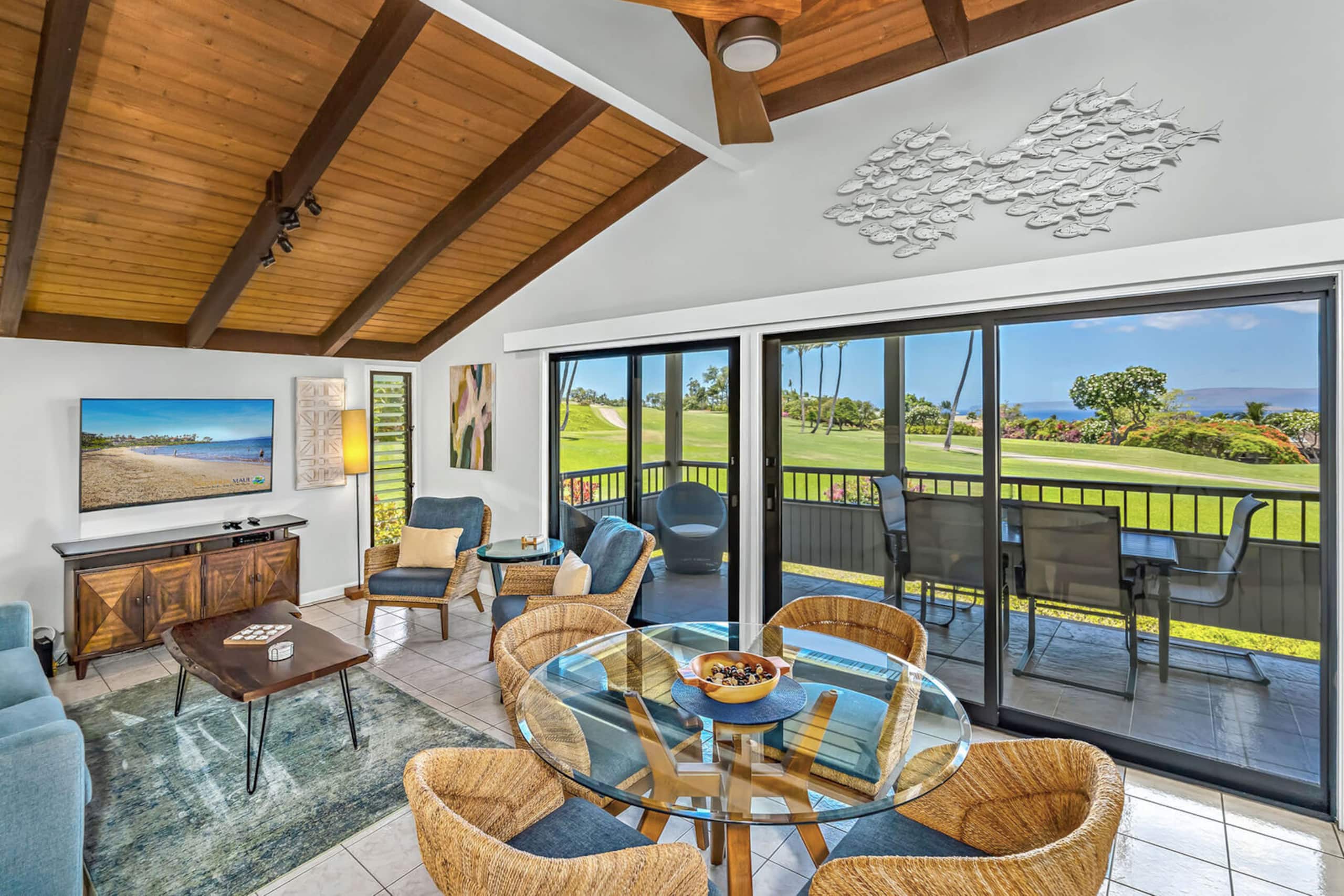 Condo in Kihei · ★5.0 · 1 bedroom · 2 beds · 2 baths - Image 2