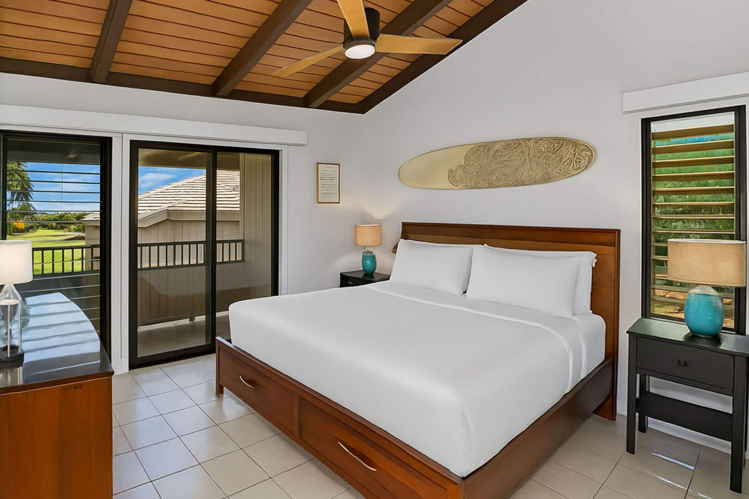 Condo in Kihei · ★5.0 · 1 bedroom · 2 beds · 2 baths - Image 13