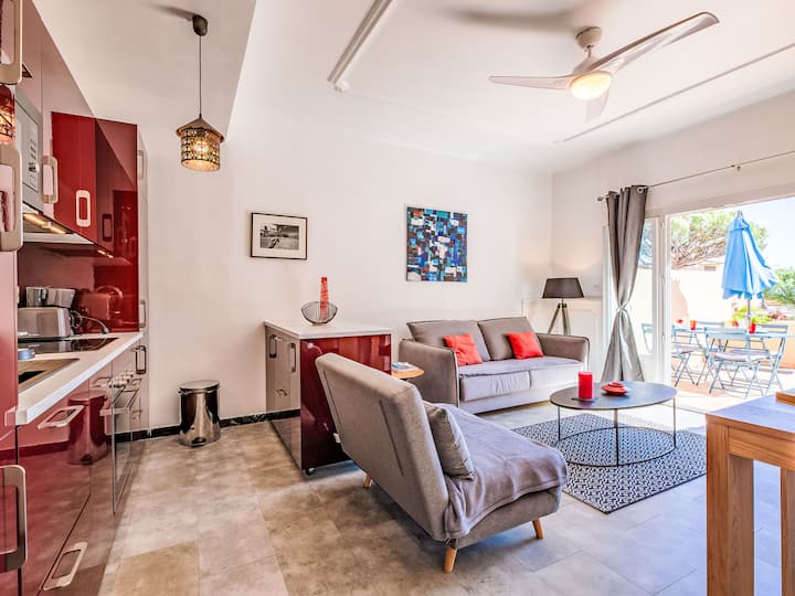 Résidence Mer Et Vacances By Interhome - Sainte-Maxime