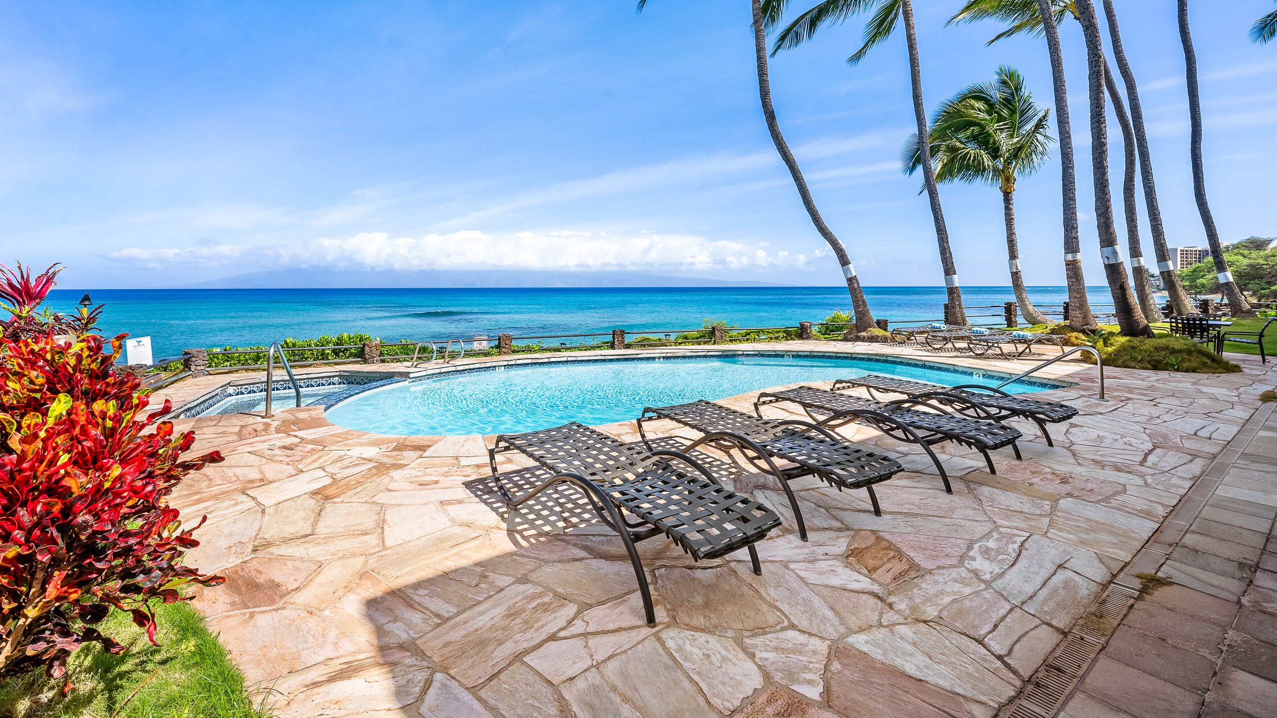 Stunning Oceanfront Sunsets for the entire family - Image 68