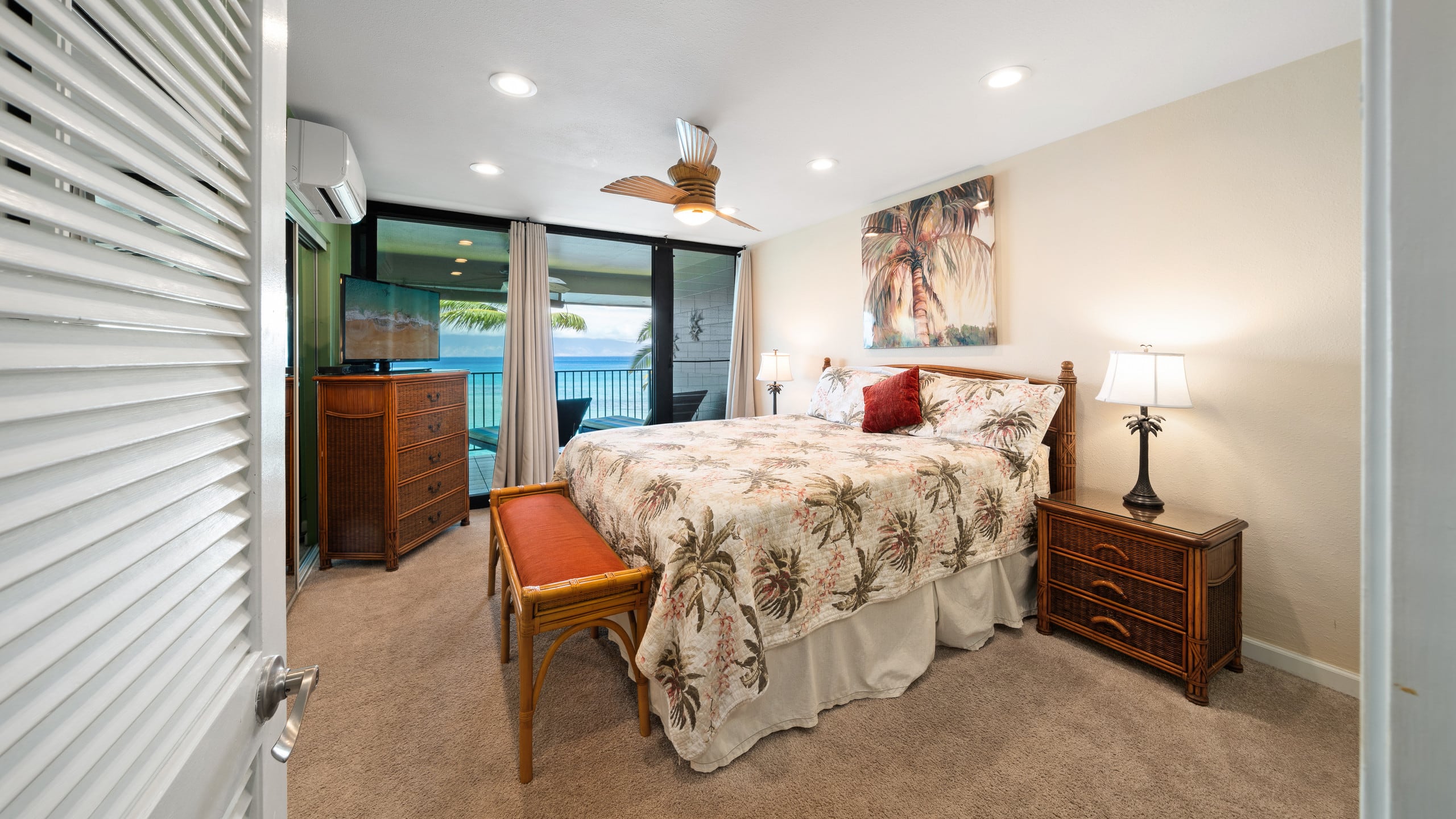 Stunning Oceanfront Sunsets for the entire family - Image 35