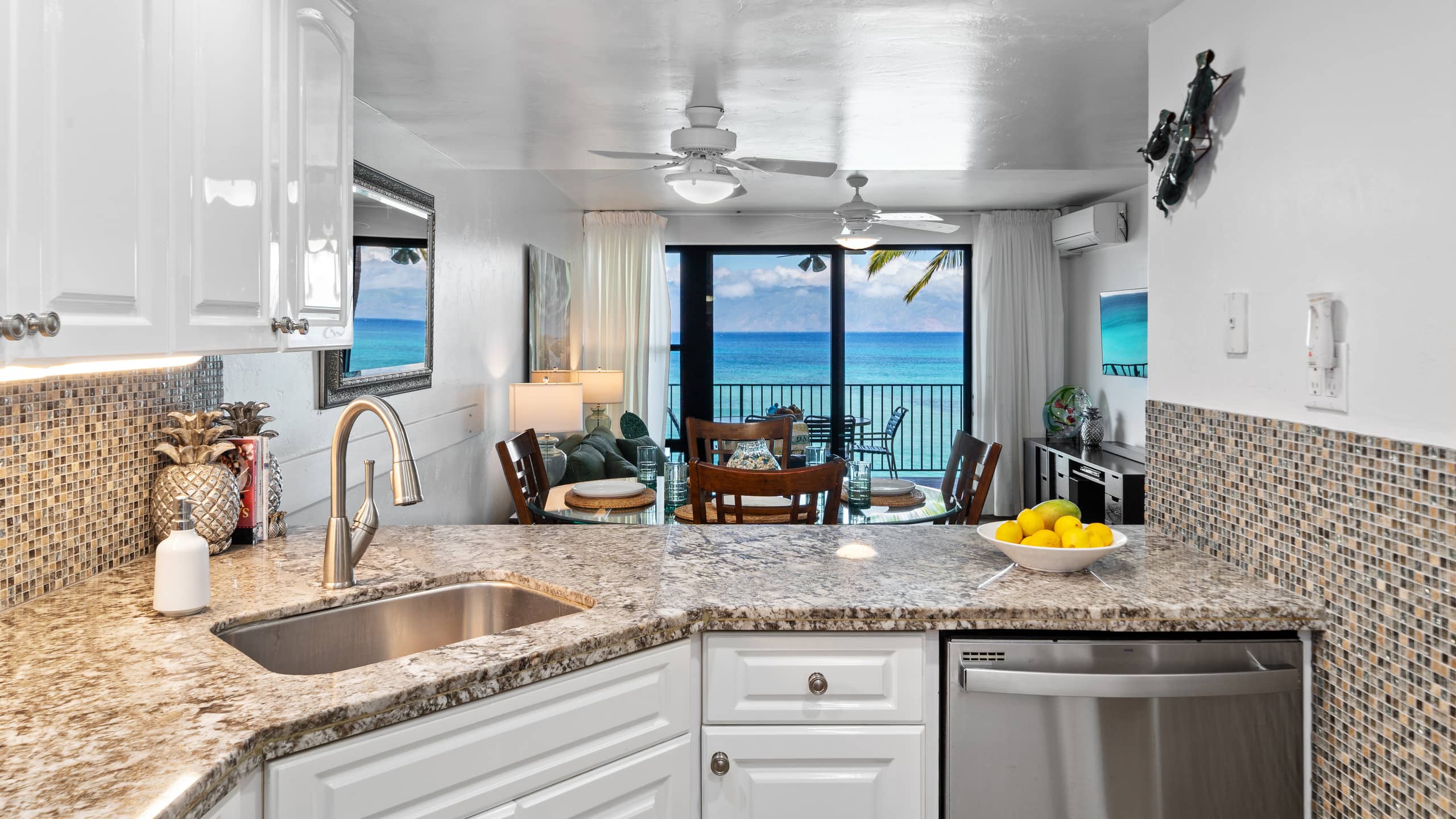 Your Family's Perfect Island Retreat w/ Full AC - Image 18