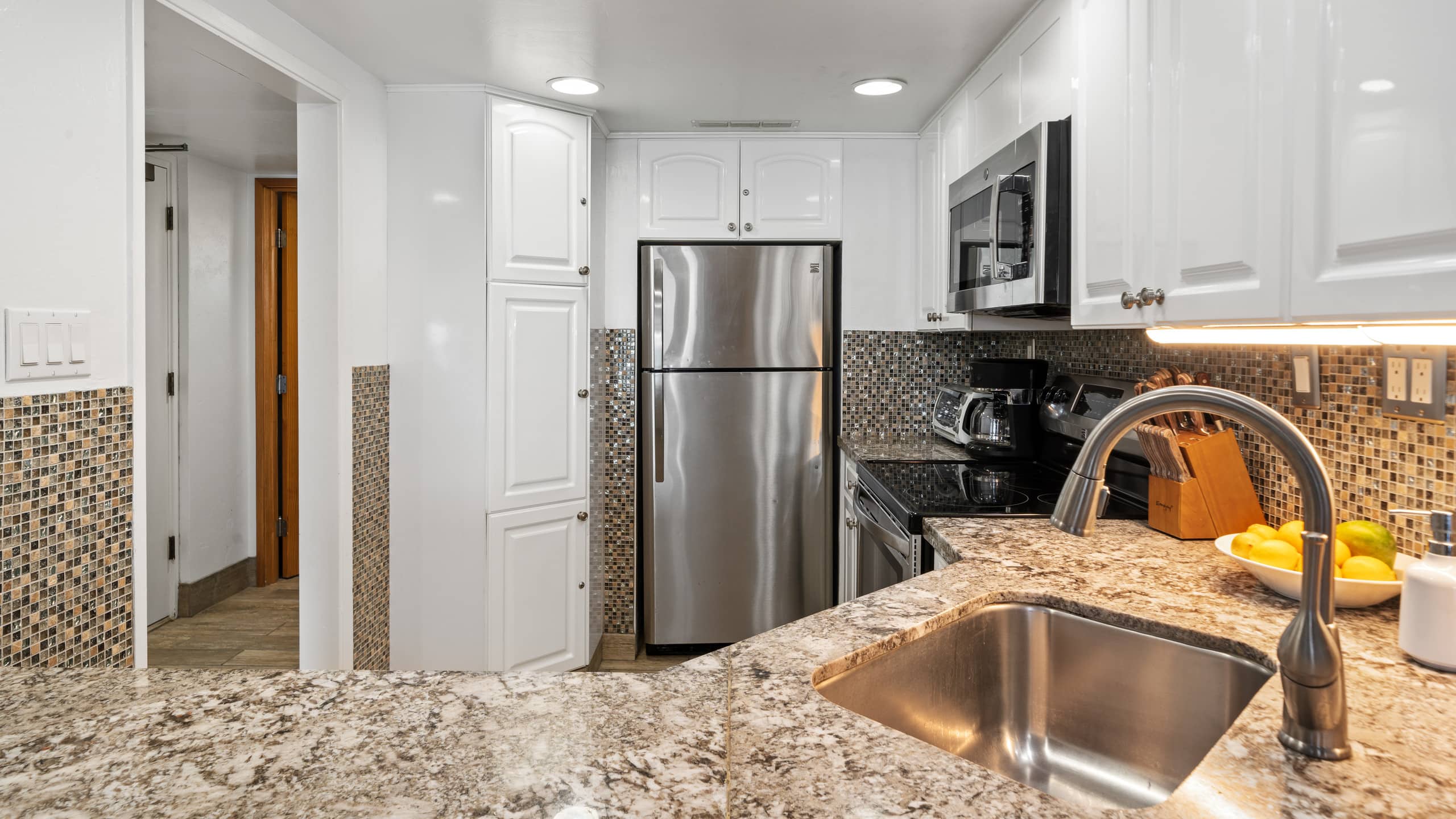 Your Family's Perfect Island Retreat w/ Full AC - Image 23