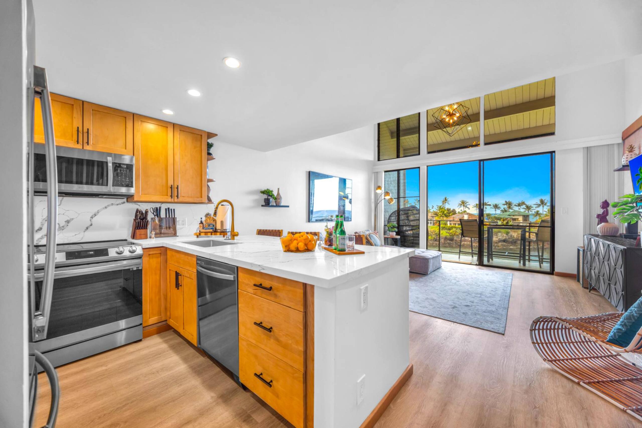 Condo in Lahaina · ★4.17 · 2 bedrooms · 2 beds · 2 baths - Image 10