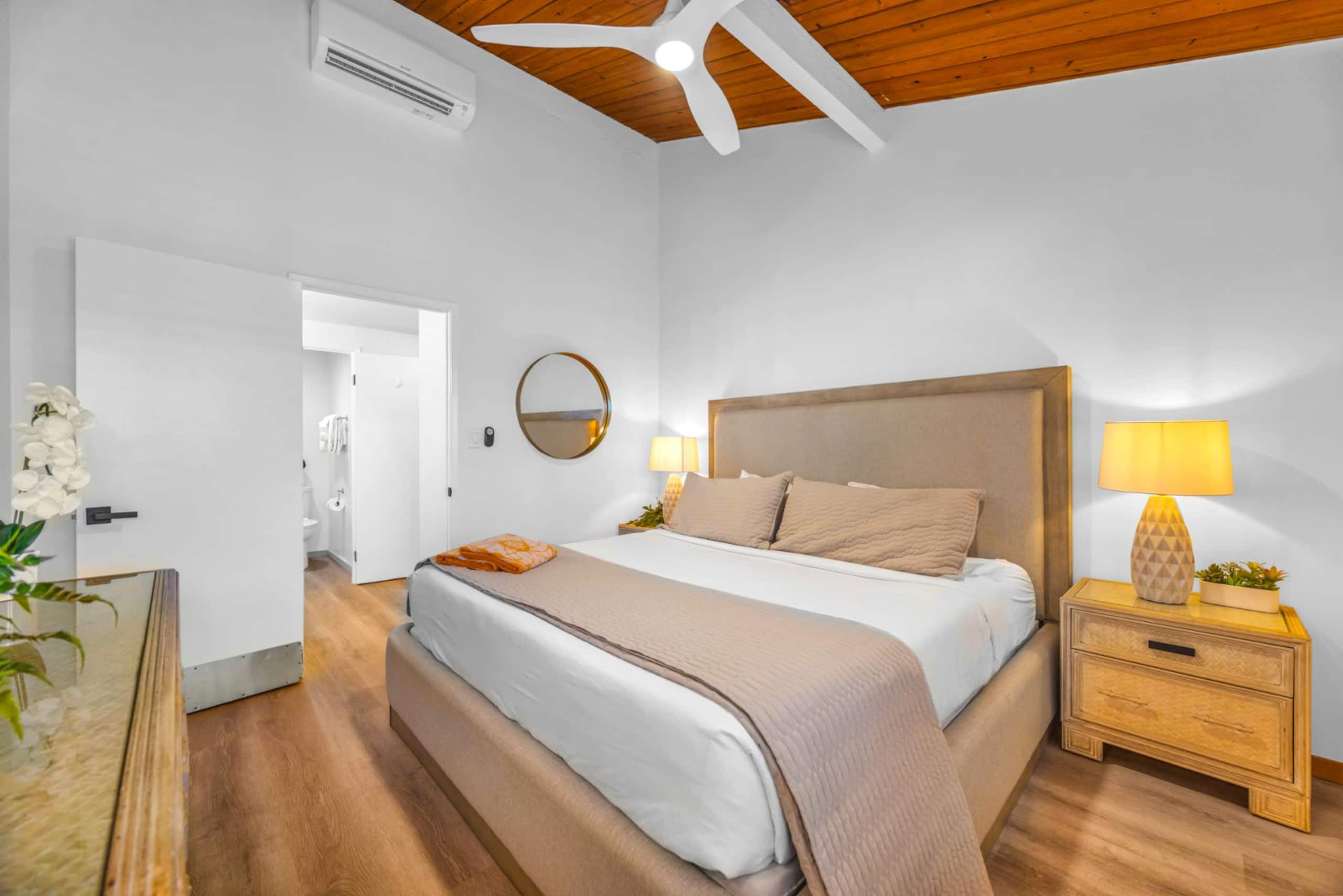 Condo in Lahaina · ★4.17 · 2 bedrooms · 2 beds · 2 baths - Image 15