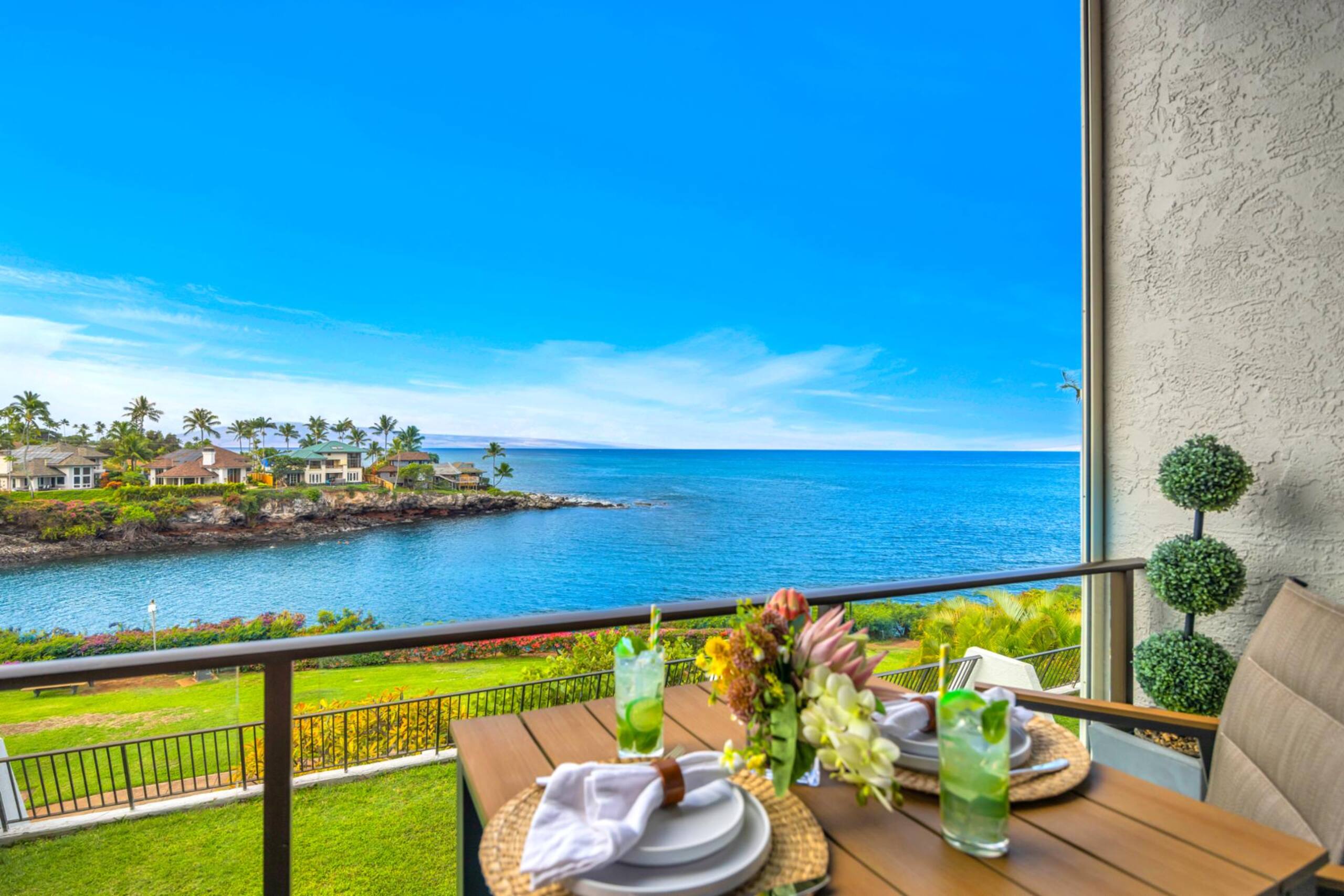 Condo in Lahaina · ★4.17 · 2 bedrooms · 2 beds · 2 baths - Image 25