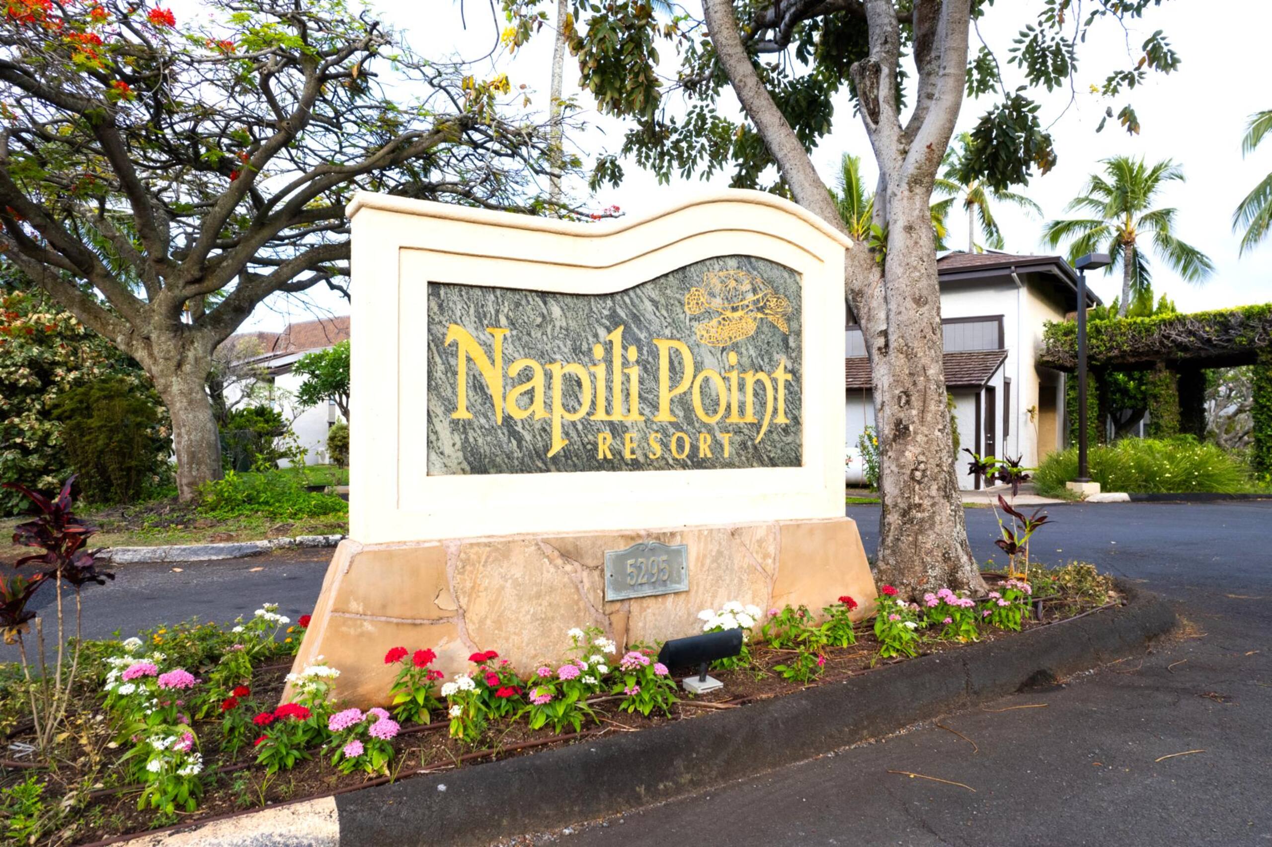Condo in Lahaina · ★4.17 · 2 bedrooms · 2 beds · 2 baths - Image 34