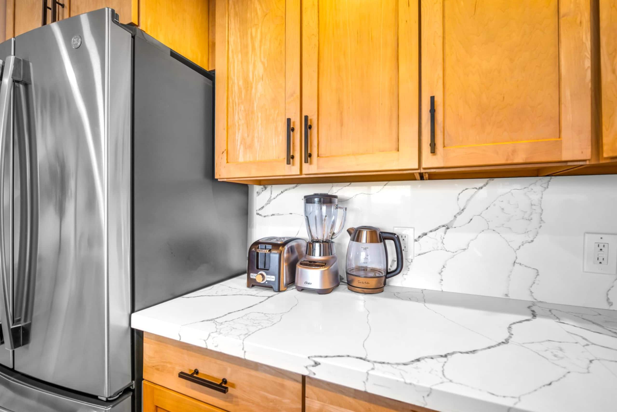 Condo in Lahaina · ★4.17 · 2 bedrooms · 2 beds · 2 baths - Image 12