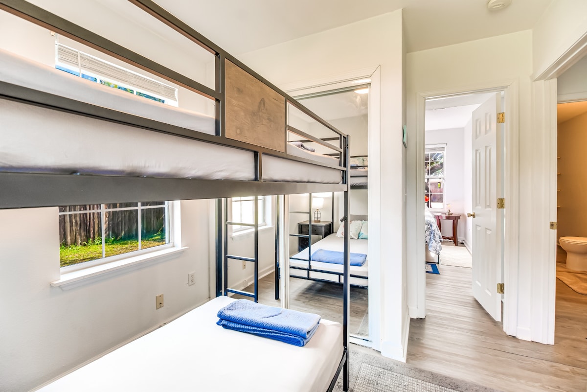 Dormitorio 3 | Literas dobles | Espacio luminoso y aireado con toques costeros