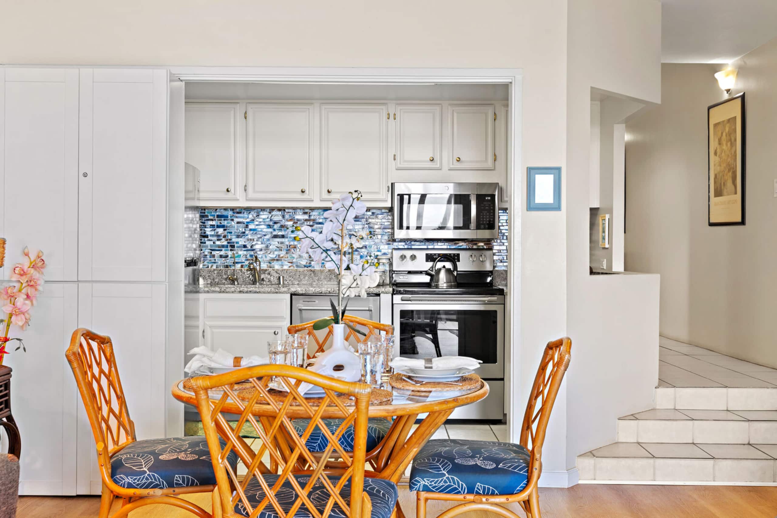 Condo in Lahaina · ★5.0 · 1 bedroom · 2 beds · 1 bath - Image 15