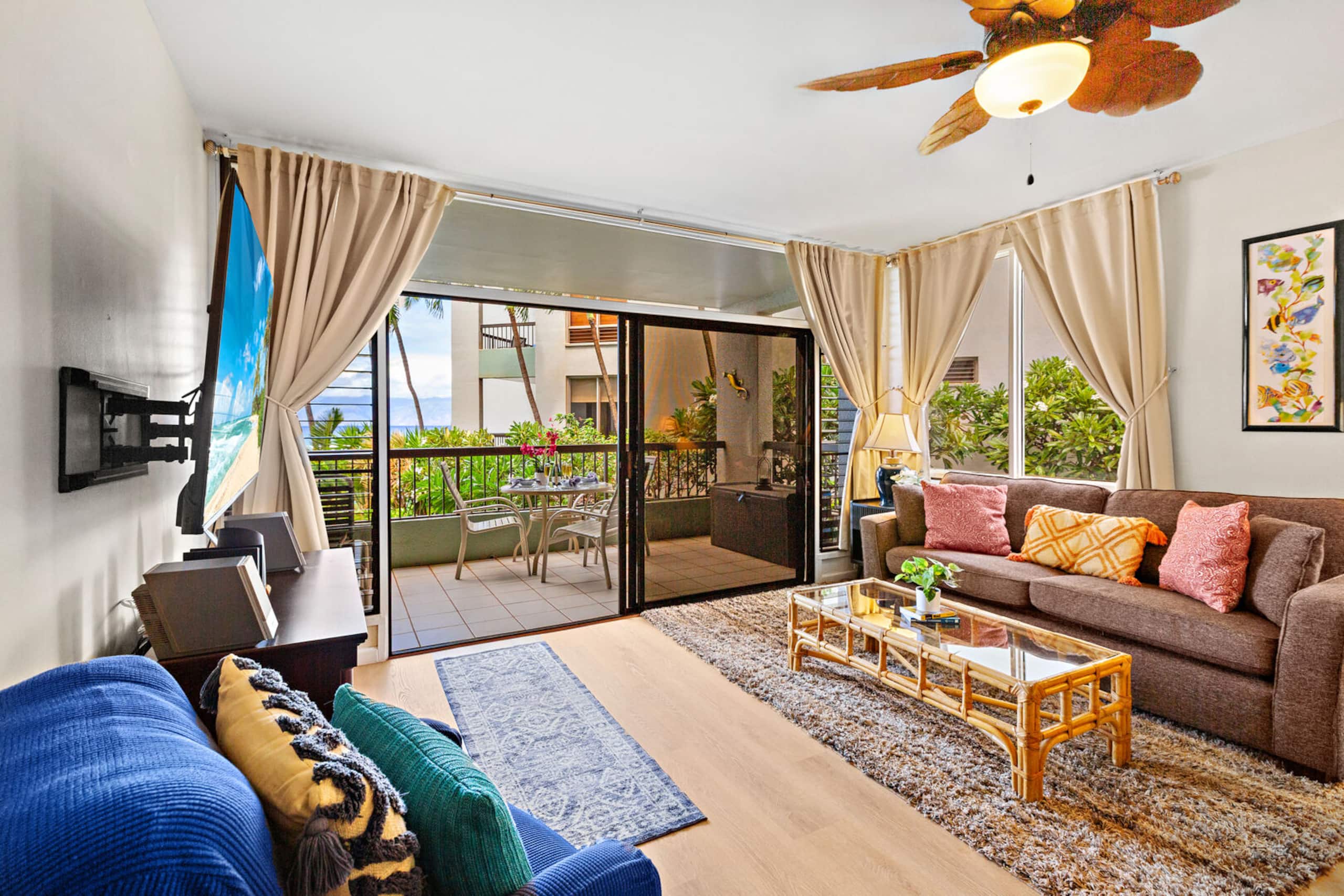 Condo in Lahaina · ★5.0 · 1 bedroom · 2 beds · 1 bath - Image 2