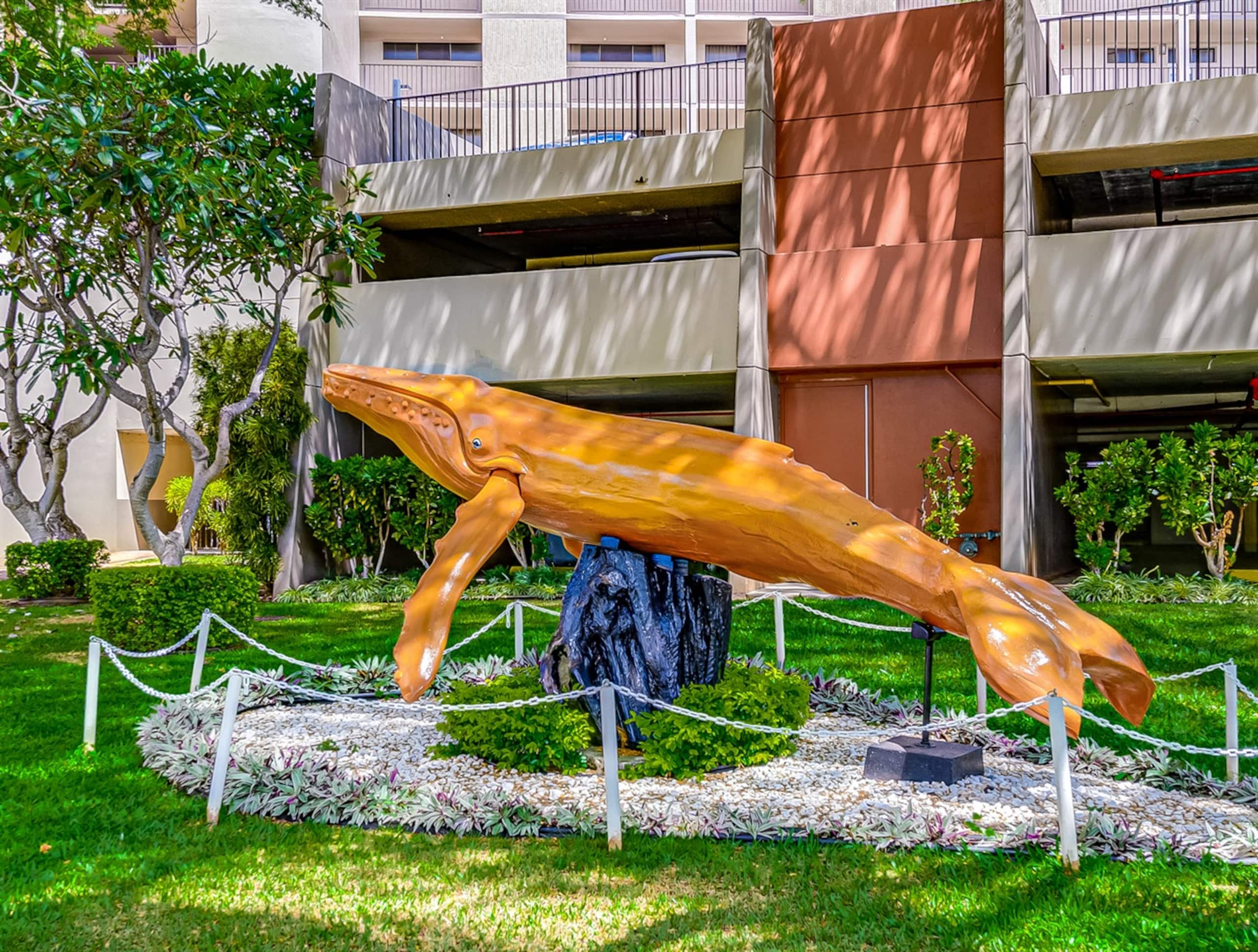 Condo in Lahaina · ★4.97 · 2 bedrooms · 4 beds · 2 baths - Image 34