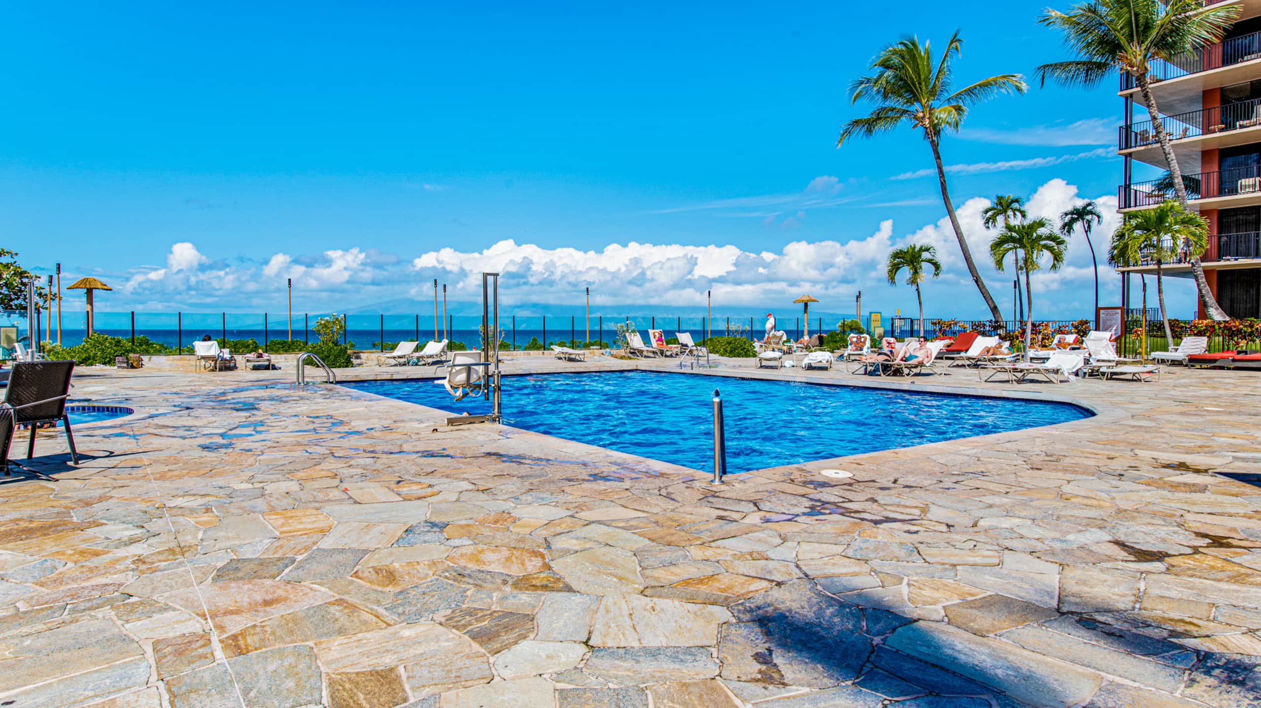Condo in Lahaina · ★4.97 · 2 bedrooms · 4 beds · 2 baths - Image 44