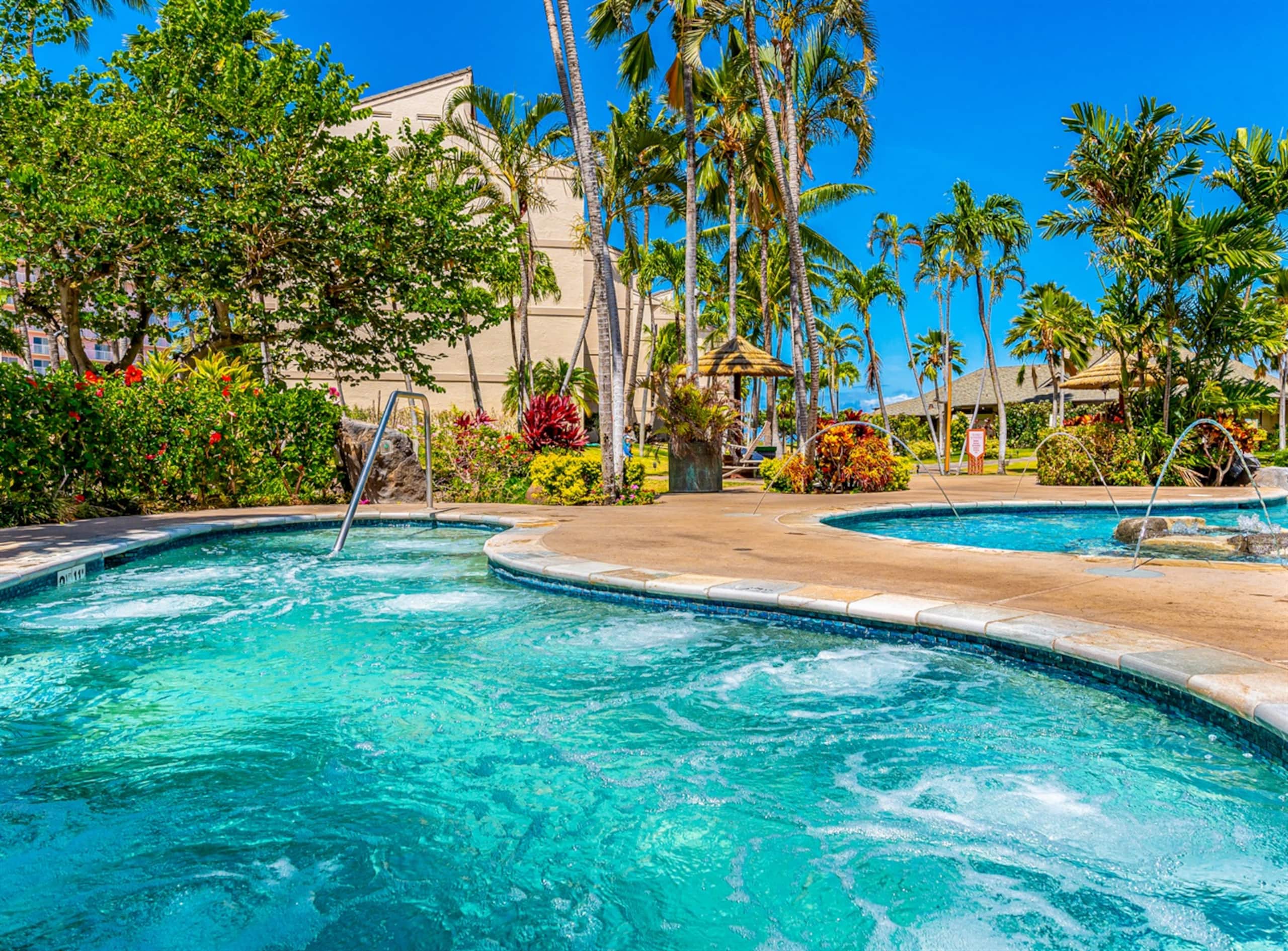 Condo in Lahaina · ★4.97 · 2 bedrooms · 4 beds · 2 baths - Image 5