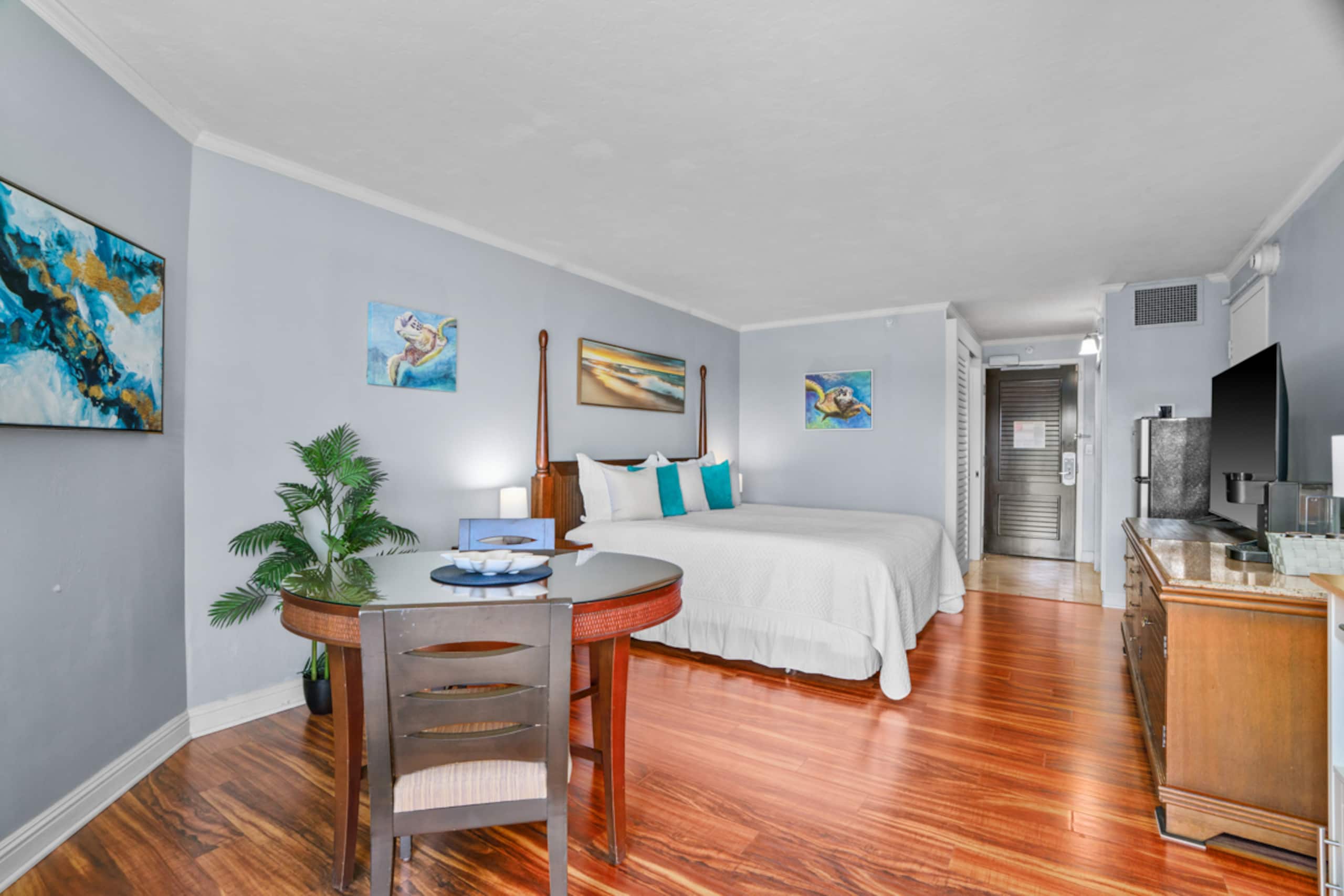 Condo in Lihue · ★4.25 · 1 bedroom · 1 bed · 1 bath - Image 9
