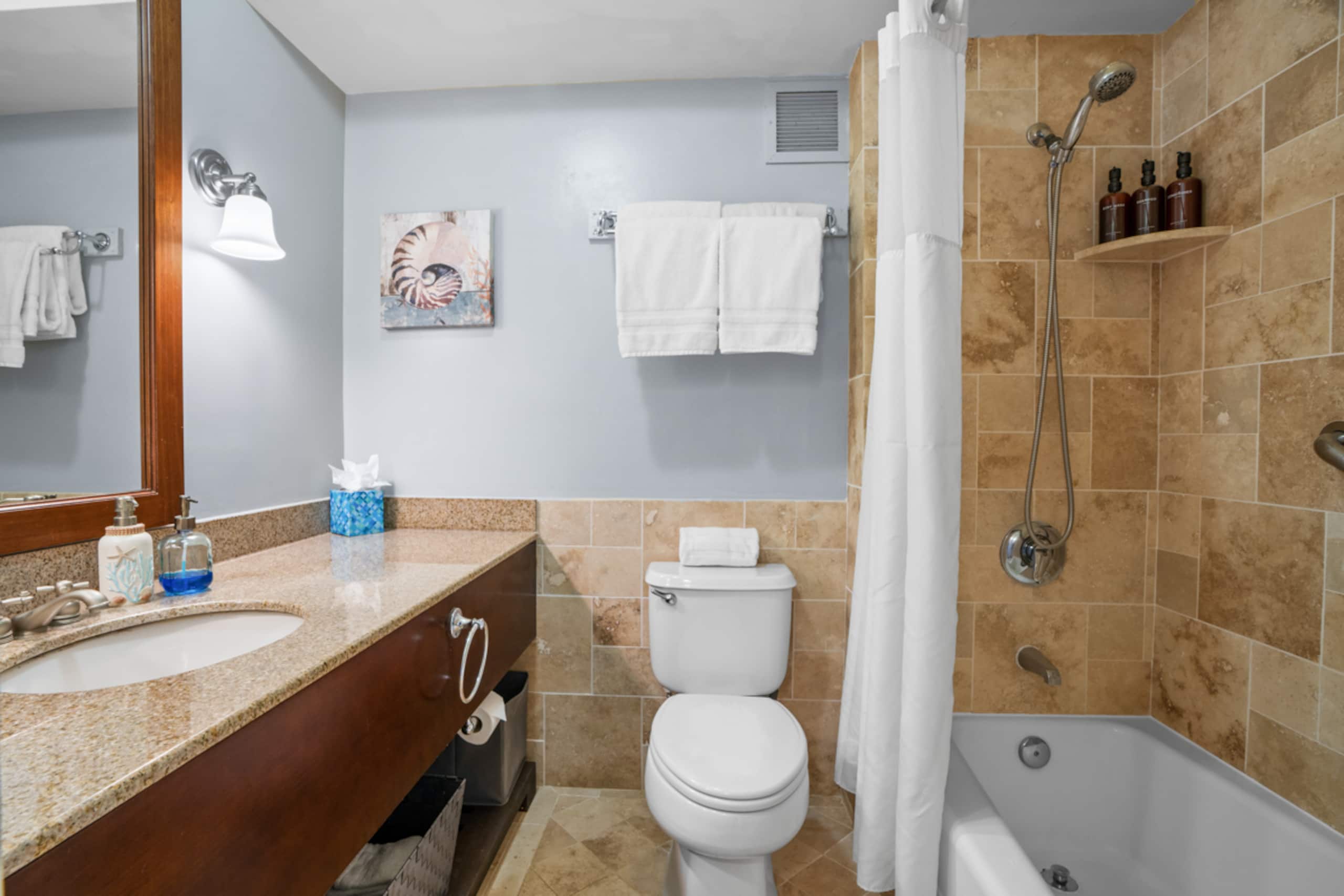 Condo in Lihue · ★4.25 · 1 bedroom · 1 bed · 1 bath - Image 10