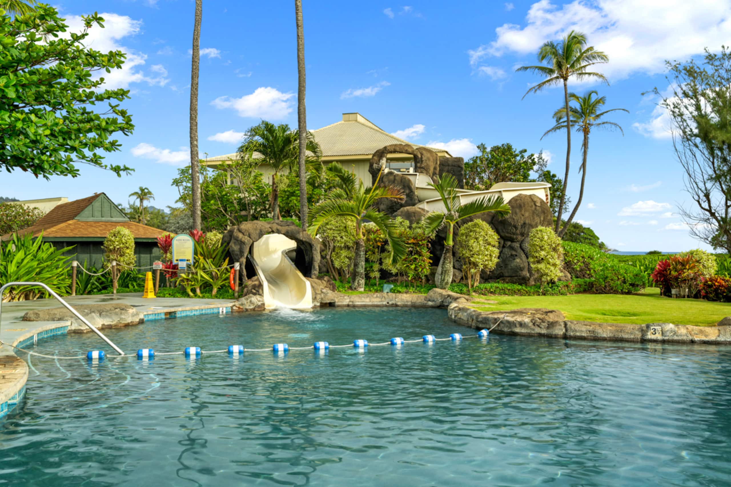 Condo in Lihue · ★4.25 · 1 bedroom · 1 bed · 1 bath - Image 24