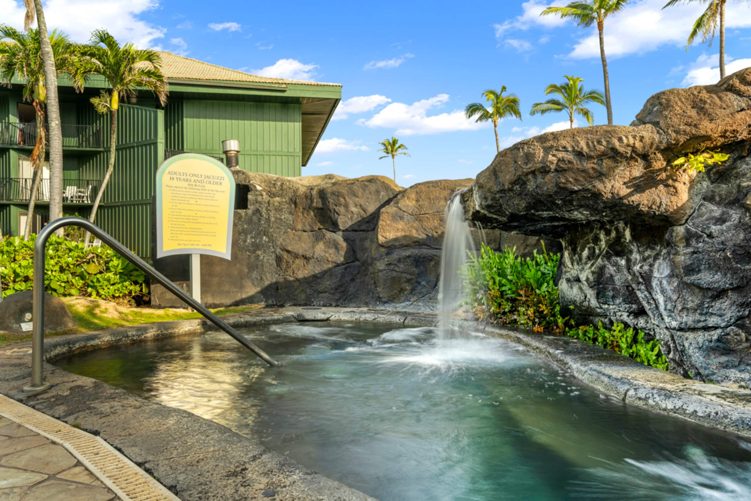 Condo in Lihue · ★4.25 · 1 bedroom · 1 bed · 1 bath - Image 33