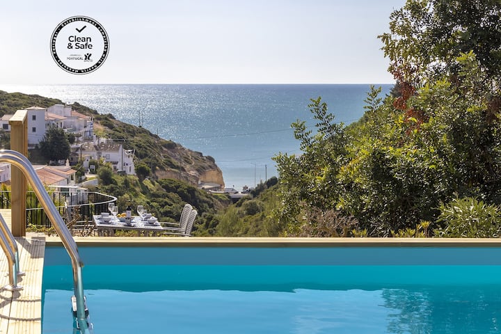 Villa Diane, Luxury Cottage, Ocean views, pool