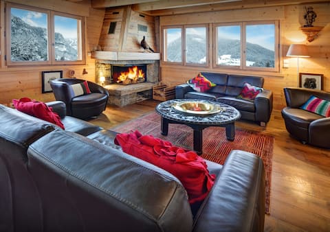 Ski family base with fireplace