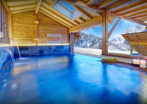 Enjoy the pool with a mountain view